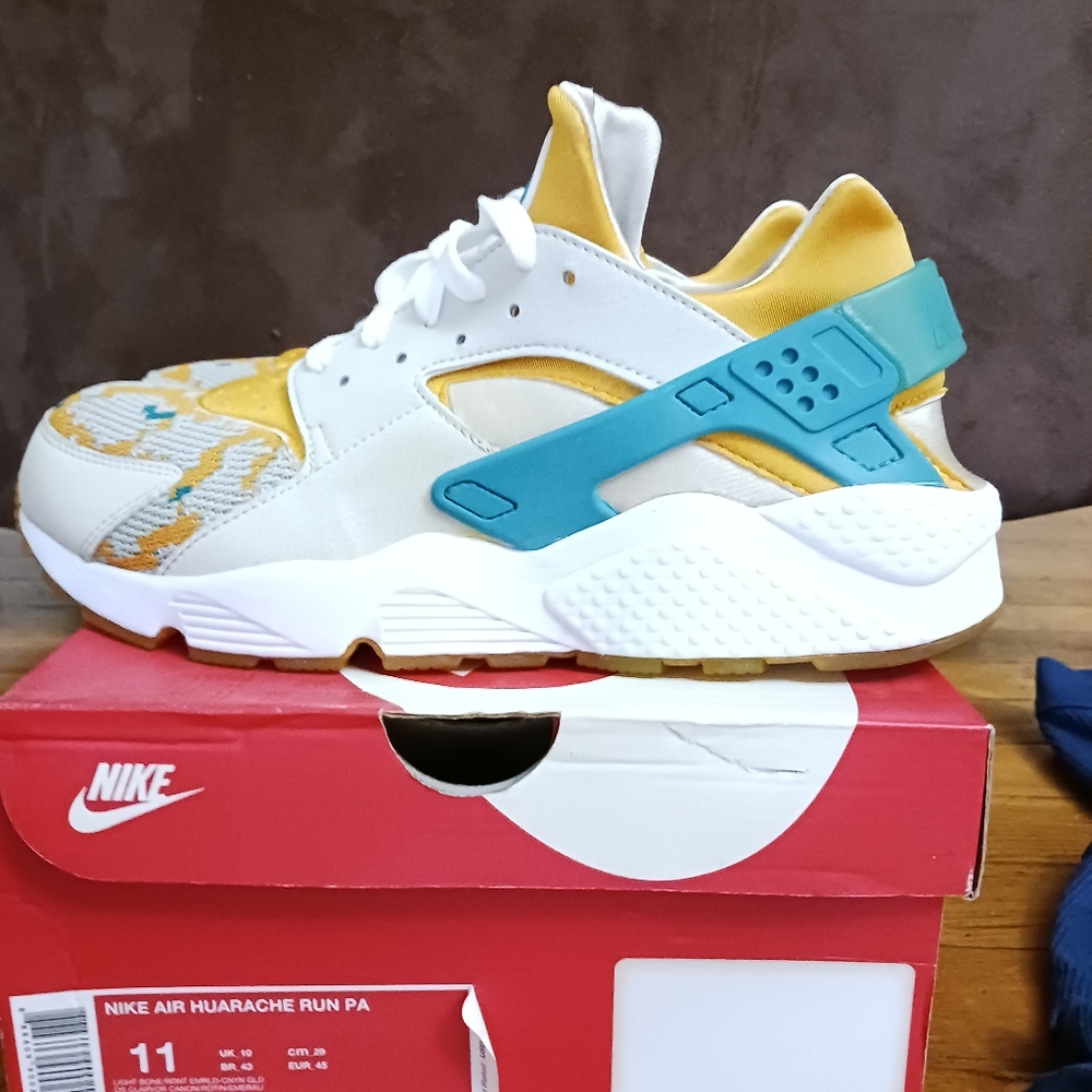 Nike Hurache Run Pa Size11 - image 4